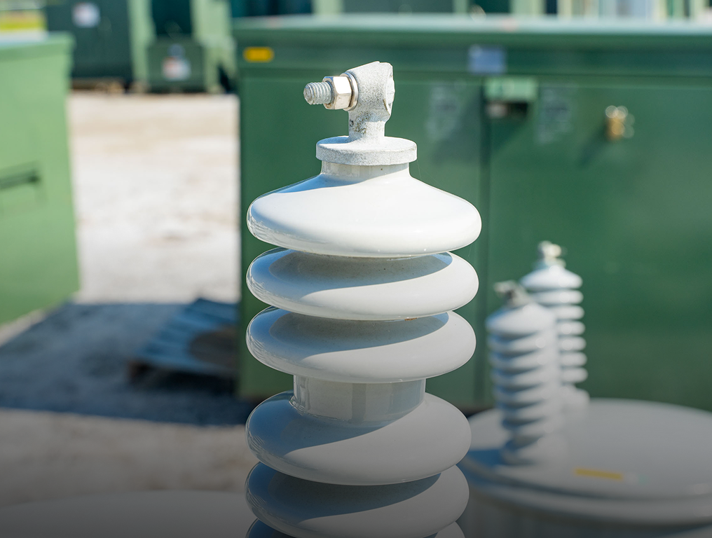 HV Cover-Mounted Bushings