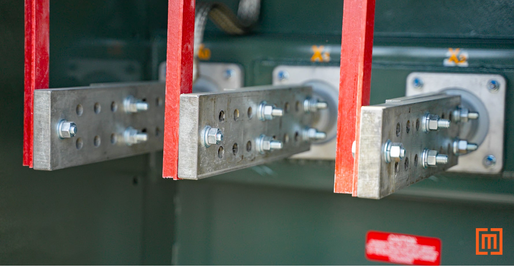 Photo of padmount transformer spade extensions